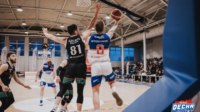 Tczew - DECKA przełamuje serię porażek z AZS AGH Kraków