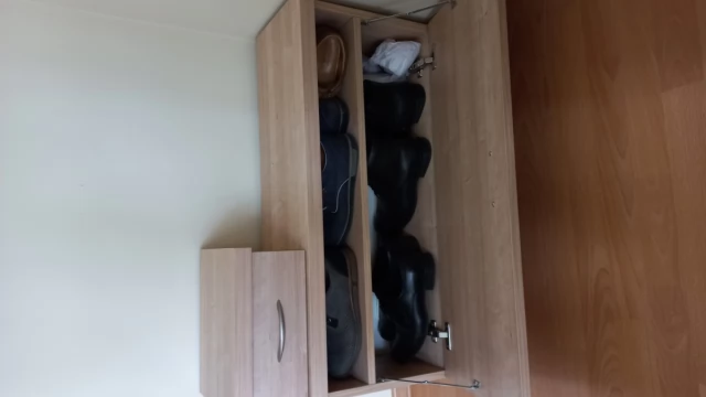 Tczew - Szafka na buty z siedziskiem i szufladą