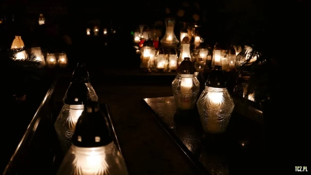 Tczew - Cmentarz nocą z dnia 1.11.2016 - godz. 23 [FOTO] [bez komentarza]