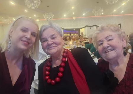 Tczew - Tczewscy seniorzy z przytupem witali 2025 rok