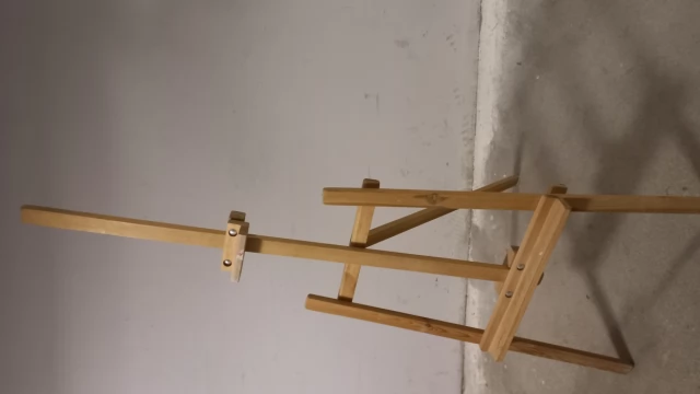 Tczew - sztalugi malarskie plus 2 teczki malarskie