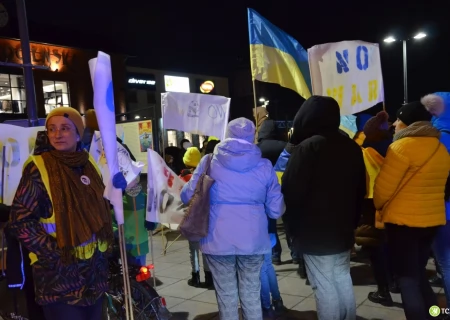 Tczew - Antywojenna demonstracja przeszła ulicami Tczewa