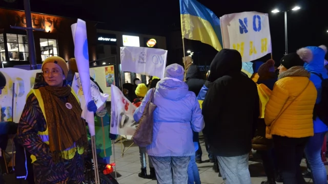 Tczew - Antywojenna demonstracja przeszła ulicami Tczewa