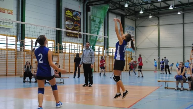 Tczew - Siatkówka. Zmagania uczniów w Gniewie
