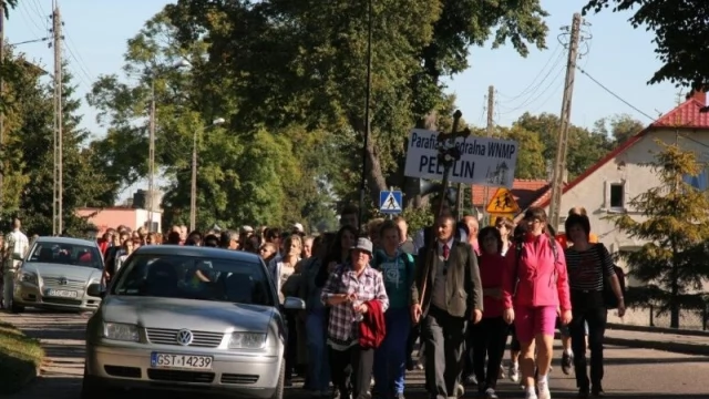 Tczew - Tłumy wiernych ściągnęły na odpust w Piasecznie