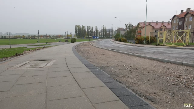 Tczew - Nowe chodniki nad Wisłą [FOTO] [bez komentarza]
