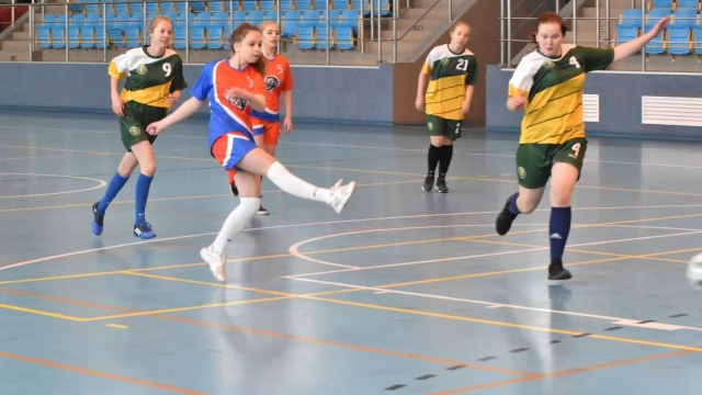Tczew - Powiatowa Licealiada w Futsalu Dziewcząt