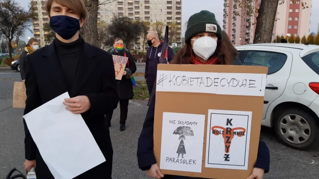 Tczew - Tczewianki i tczewianie ponownie wyszli na ulice #StrajkKobiet (WIDEO)