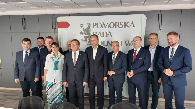 Tczew - Józef Sarnowski o problemach rolników, inwestycjach, połączeniach kolejowych i ogródkach działkowych