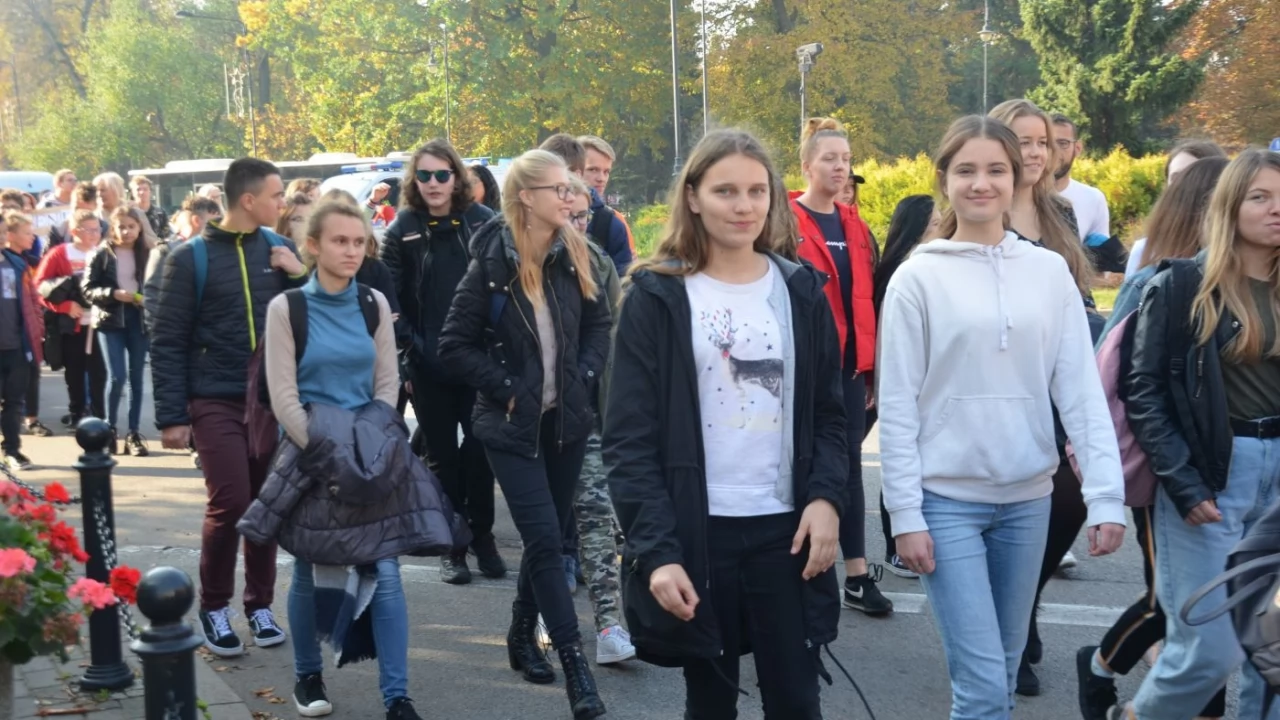 Tczew - Manifest przeciwko marnowaniu jedzenia w Tczewie