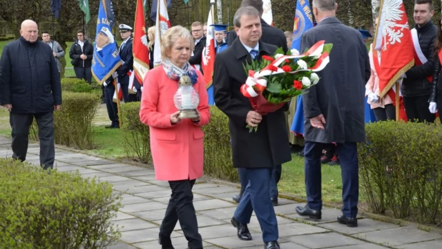 Tczew - Tczewianie pamiętają o ofiarach Katynia 