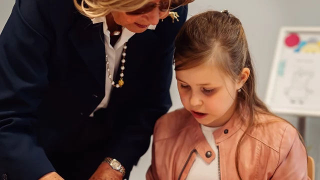 Tczew - Sportretowali mamy - wzruszająca wystawa w MBP