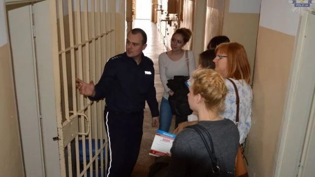 Tczew - Odkrywały tajniki zawodu policjanta