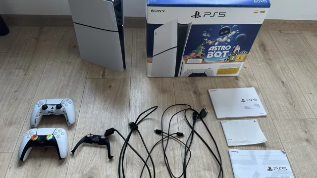 Tczew - PS5 Slim 1TB (Z Napędem) + 2x Pad DualSens