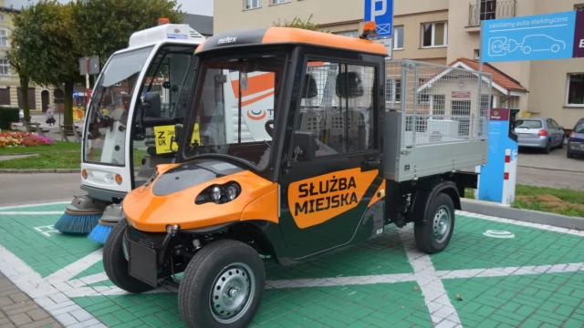 Tczew - Ekologiczne i ciche. Nowe pojazdy do oczyszczania miasta we flocie ZUK