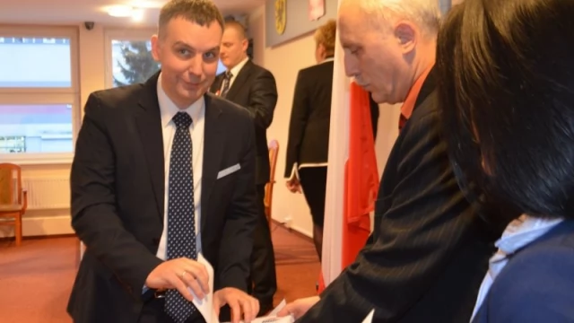 Tczew - Zwrot akcji. Barbara Kamińska z PiSu przewodniczącą Rady, Dzwonkowski starostą [NA ŻYWO]
