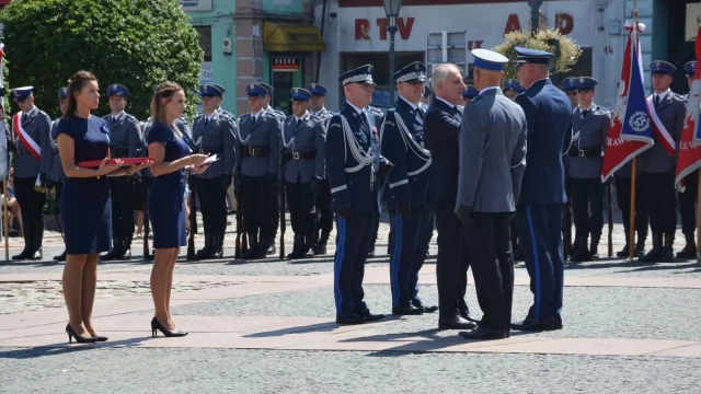 Tczew - Policjanci z całego województwa świętowali w Tczewie
