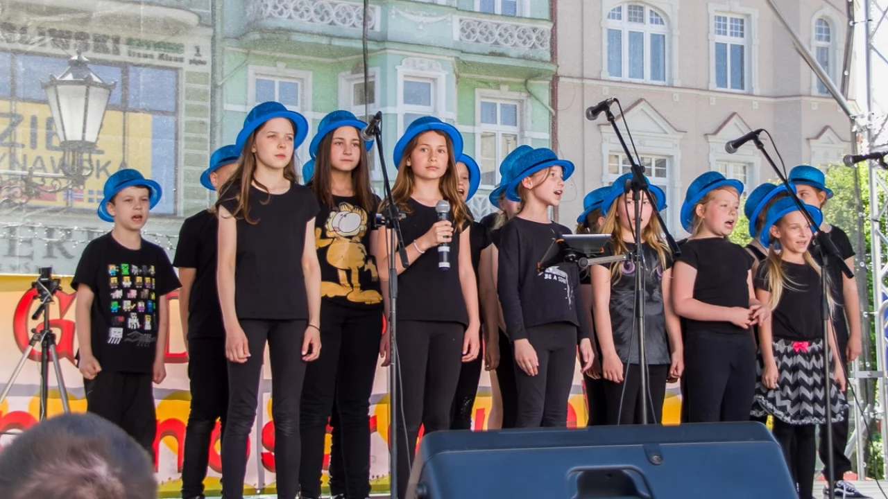 Tczew - Dzień Godności Osoby Niepełnosprawnej. Wystąpił CZESŁAW ŚPIEWA SOLO ACT