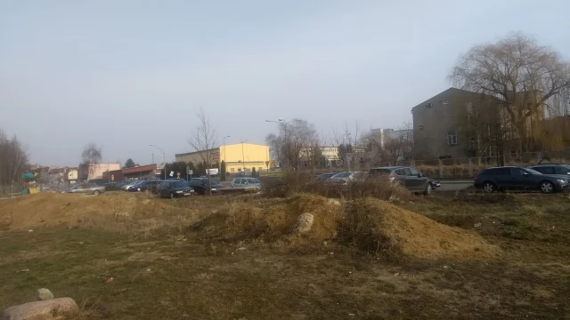 Tczew - Parking, plac zabaw, czy zabudowa szeregowa? Co z terenem po garażach na Grunwaldzkiej?