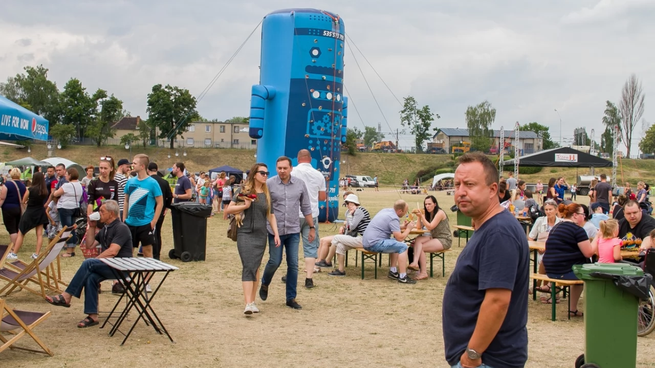 Tczew - Foodtrucki i Flyball nad Wisłą
