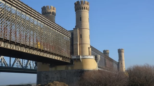 Tczew - Pożar Mostu Tczewskiego. "Nie będzie opóźnień w remoncie"