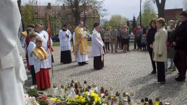 Tczew - W Tczewie wierni modlili się do świętego Jana Pawła II