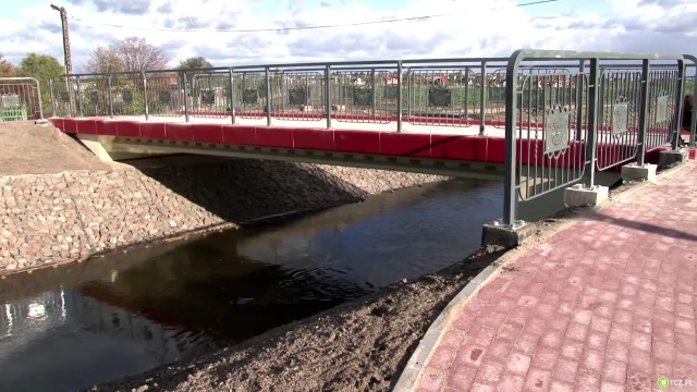 Tczew - Zakończyła się budowa kładki pieszo-rowerowej nad Kanałem Młyńskim