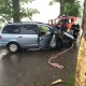 Tczew - Pelplin. Samochód uderzył w drzewo