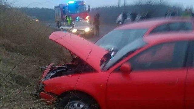 Tczew - Dwa wypadki w wigilijne popołudnie na drogach powiatu tczewskiego