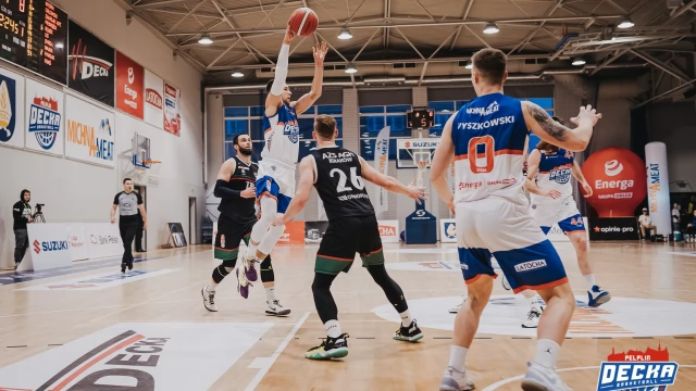 Tczew - DECKA przełamuje serię porażek z AZS AGH Kraków