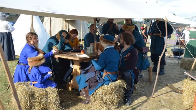 Tczew - Wehikuł czasu ruszył. Rekonstruktorzy przenieśli tczewian w XVII wiek