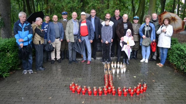 Tczew - Tczewianie upamiętnili ofiary Powstania Warszawskiego