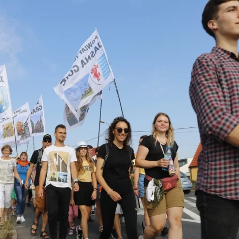 Tczew - Tczewska pielgrzymka wyruszyła na Jasną Górę