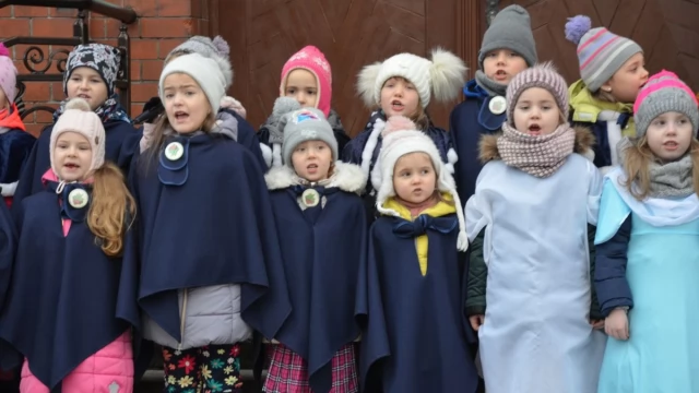 Tczew - Na placu Piłsudskiego stanęła bożonarodzeniowa szopka