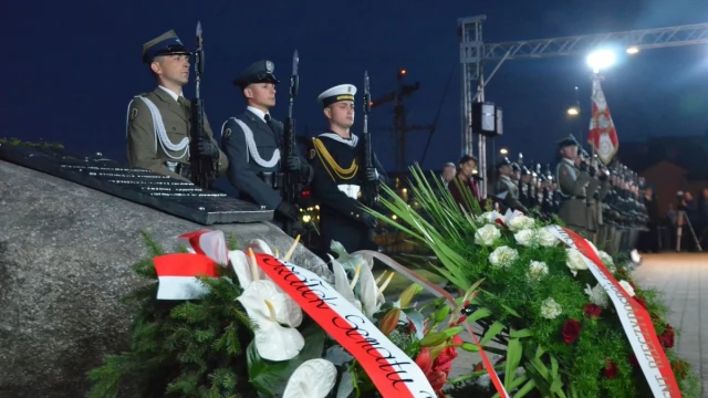 Tczew - Andrzej Duda: "Największe znaczenie strategiczne miało to, co działo się tutaj, w Tczewie i Szymankowie"