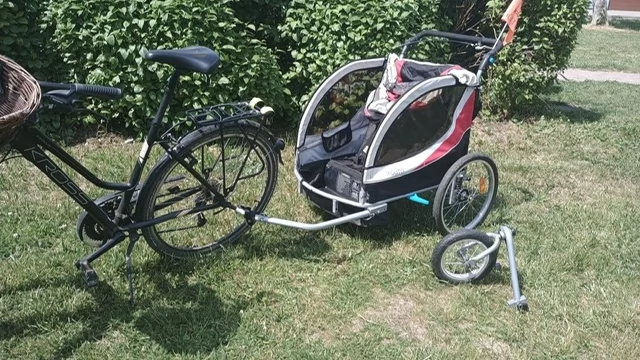 Tczew - Przyczepka rowerowa GUTO 2w1 40kg Pasy Czarno - czer