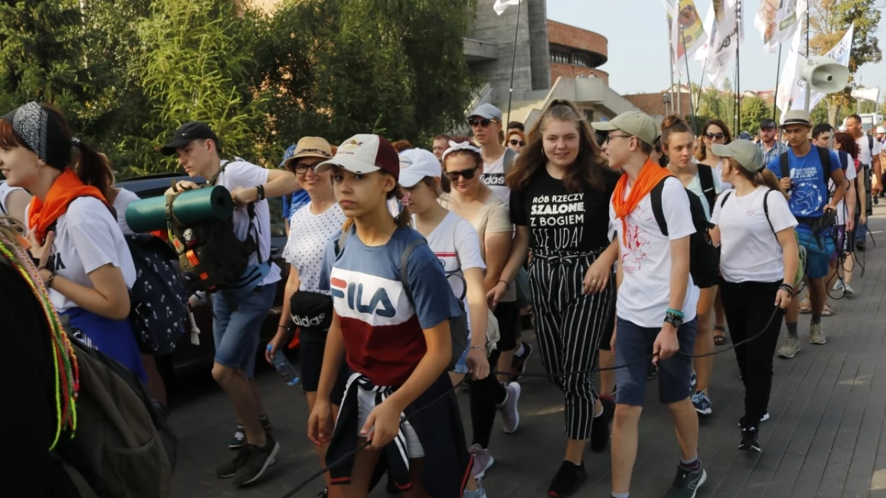 Tczew - Tczewska pielgrzymka wyruszyła na Jasną Górę