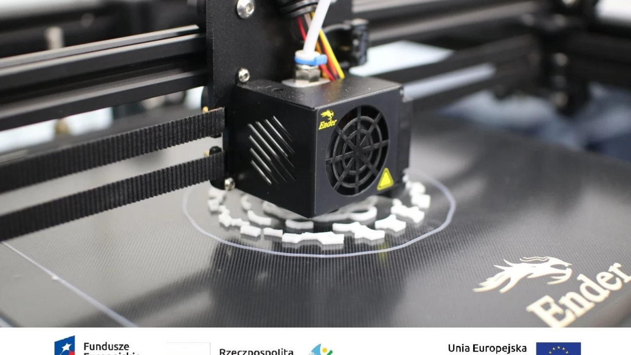 Rozwijaj swoje kompetencje w ANS w Elblągu dzięki wykorzystywaniu druku 3D!