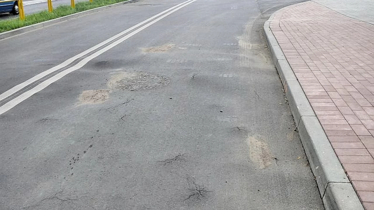 DK 22. Będą zrywać nową nawierzchnię - była złej jakości