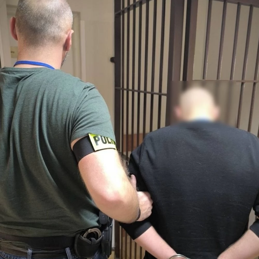 Wywiadowcy zatrzymali kierującego bez uprawnień i pod wpływem narkotyków