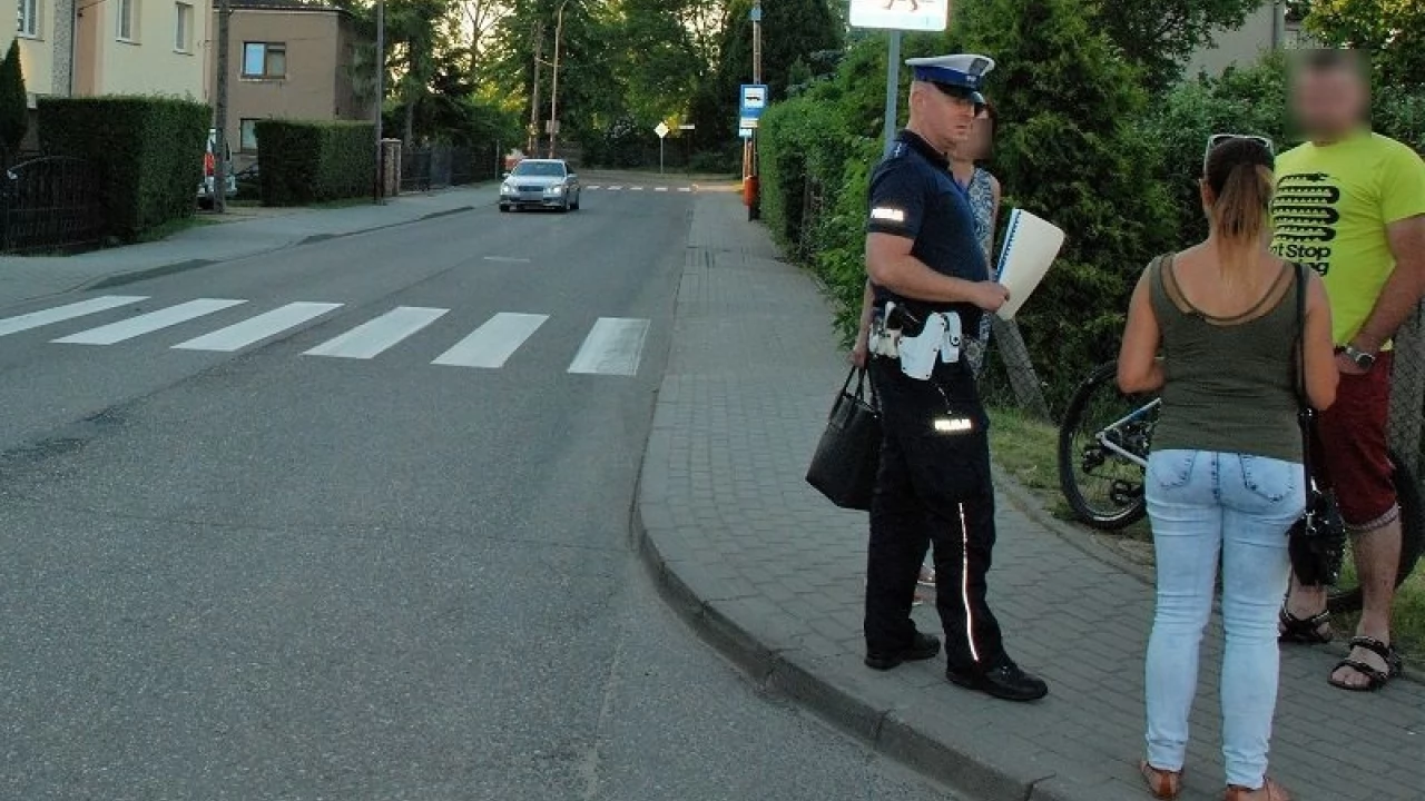 Policja wyjaśnia okoliczności potrącenia 11-letniego rowerzysty