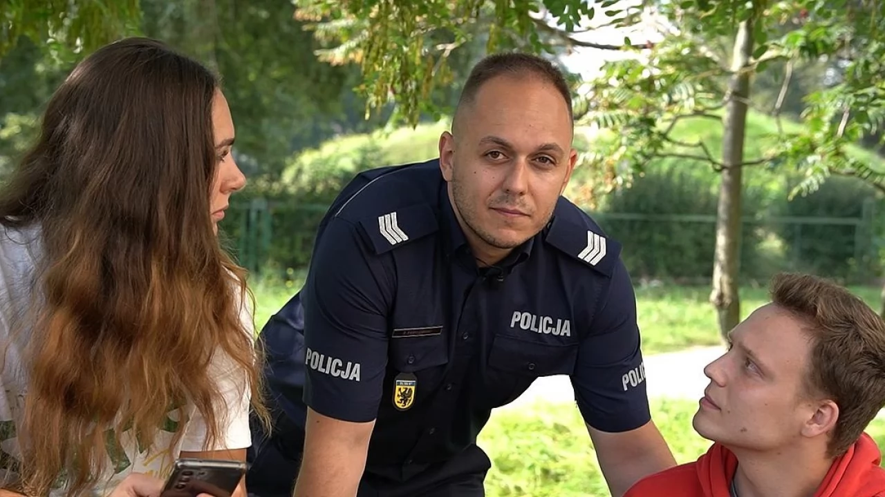 Obejrzyj ten film. Dla oszusta wiek nie ma znaczenia