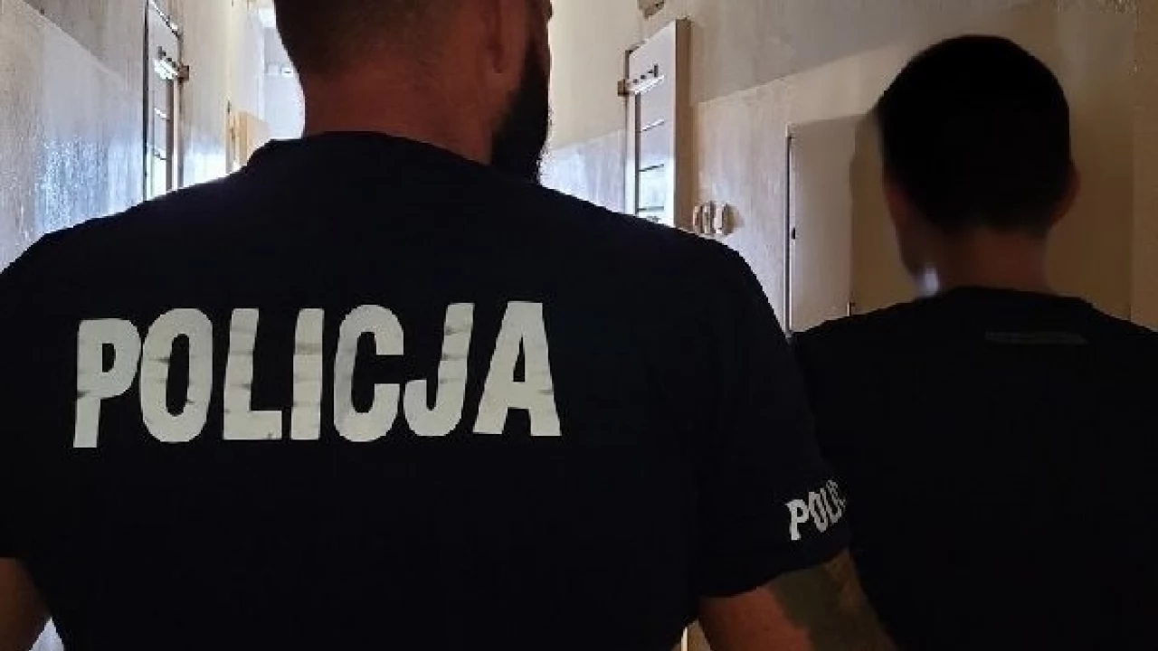 Odpowie za kradzież portfela pozostawionego w aucie