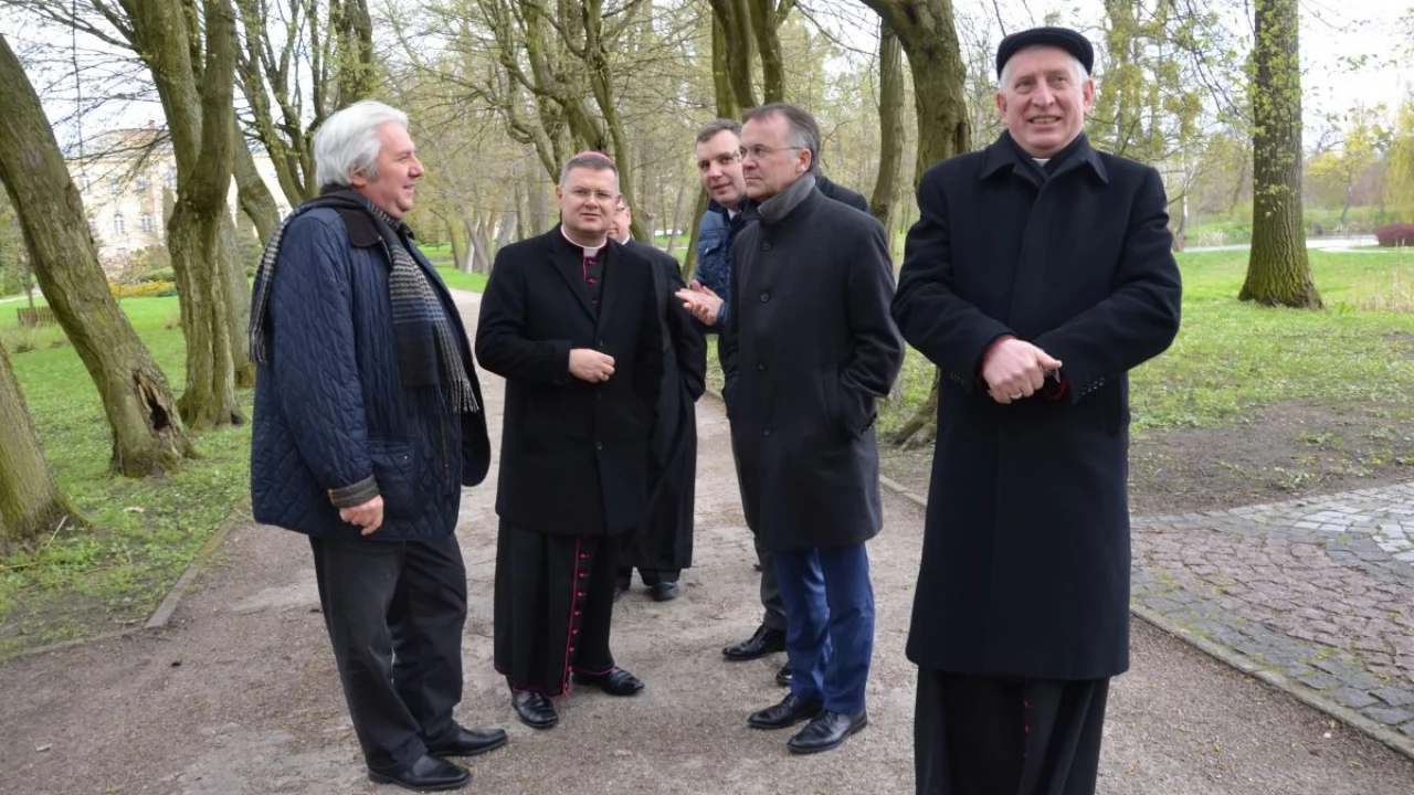 Miliony na przywrócenie dawnego blasku Ogrodom Biskupim