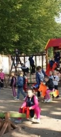 Chętnych do testowania nowego placu zabaw nie brakuje