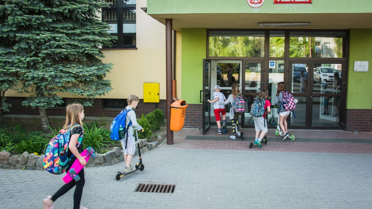 Bezpieczna droga do szkoły - pieszo, rowerem czy hulajnogą