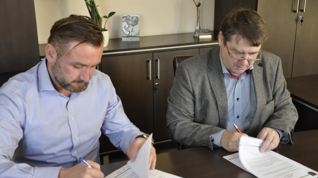 Budowa świetlicy w Czarlinie. Umowa podpisana