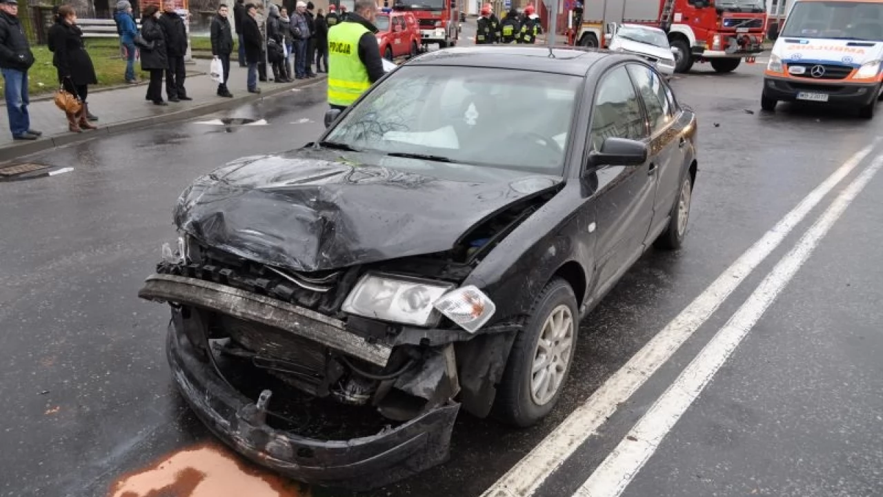 Wypadek na Starym Mieście. Jeden z kierowców był nietrzeźwy