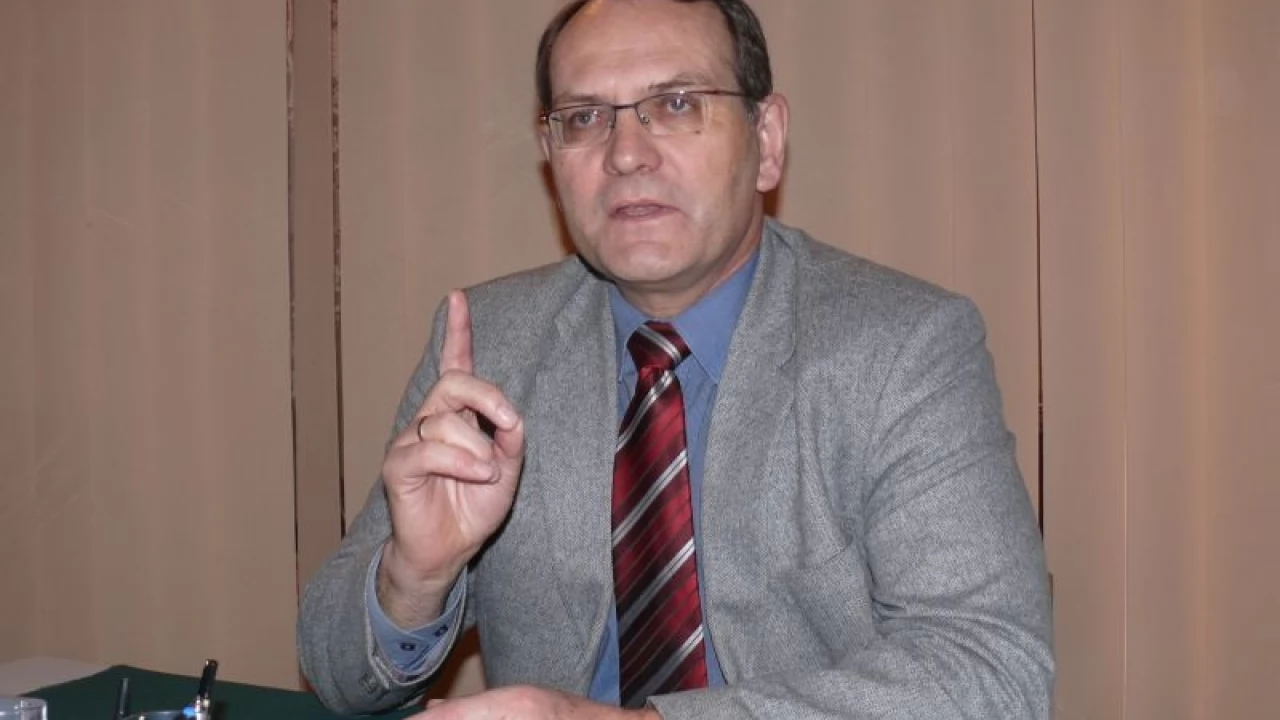 Poseł Kłopotek o związkach partnerskich. "Dasz palec, będą chcieli rękę"