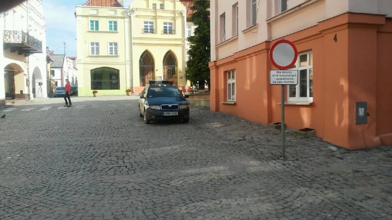 Gniew. Mieszkańcy pytali, czy tak można